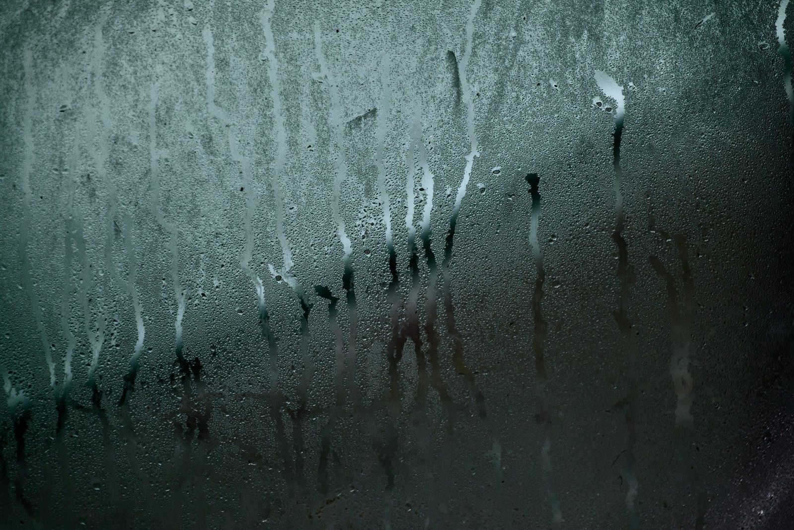 car window condensation